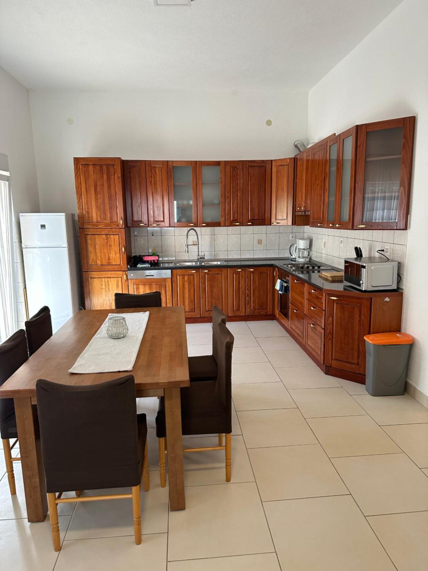 Apartments Panorama With Seasonal Pool Слатине Екстериор снимка